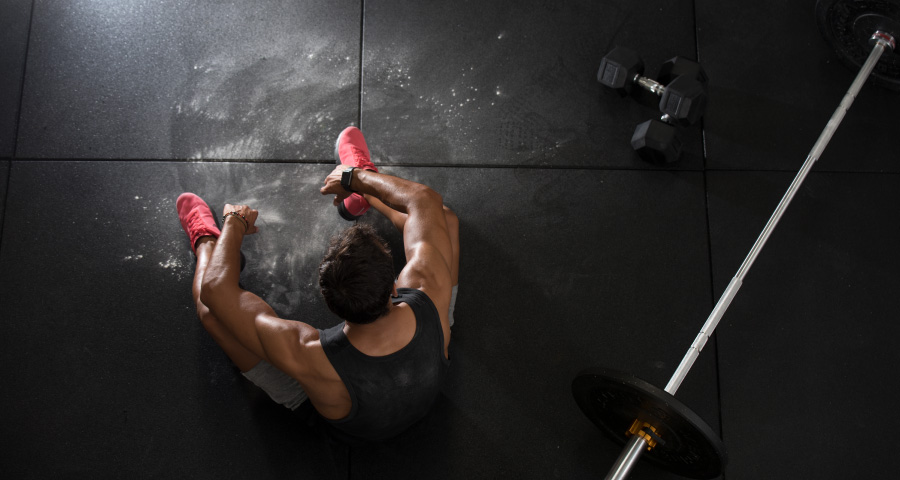 How to keep the gym machines and floor of the gym always clean?